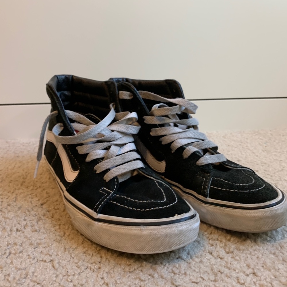 High Top Vans - Picture 2 of 7